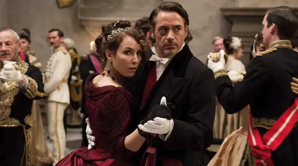 Hot Spot ได้ 10% Rotten Tomatoes: ทำไมหนังไซไฟ AI ของ Noomi Rapace ถึงโดนสับเละ